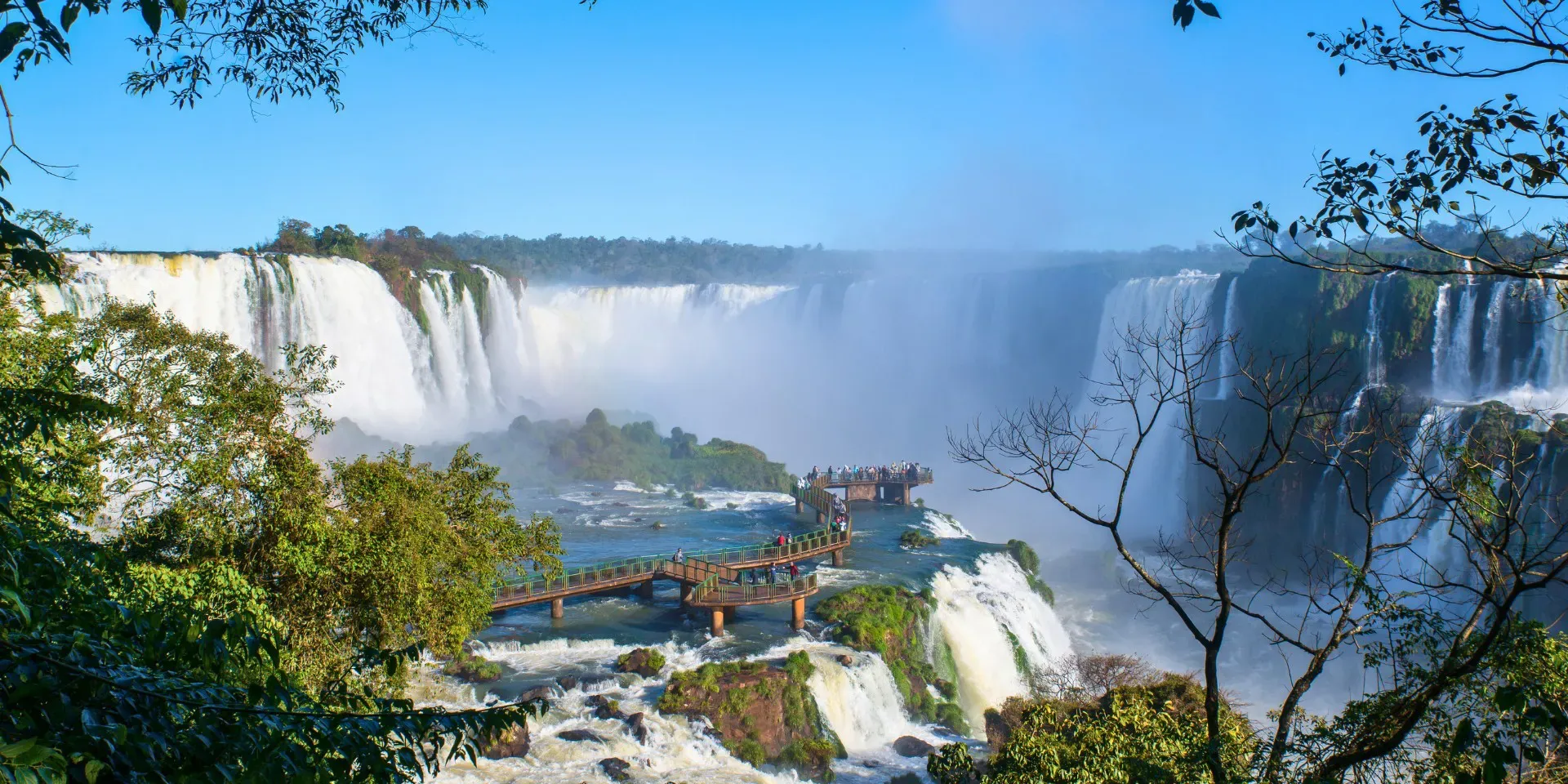 imgi_12_Viaje_a_Buenos_Aires_Calafate_y_Puerto_Iguazu_en_11_dias_3_bKUKRis-thumbnail_webp-1920x960